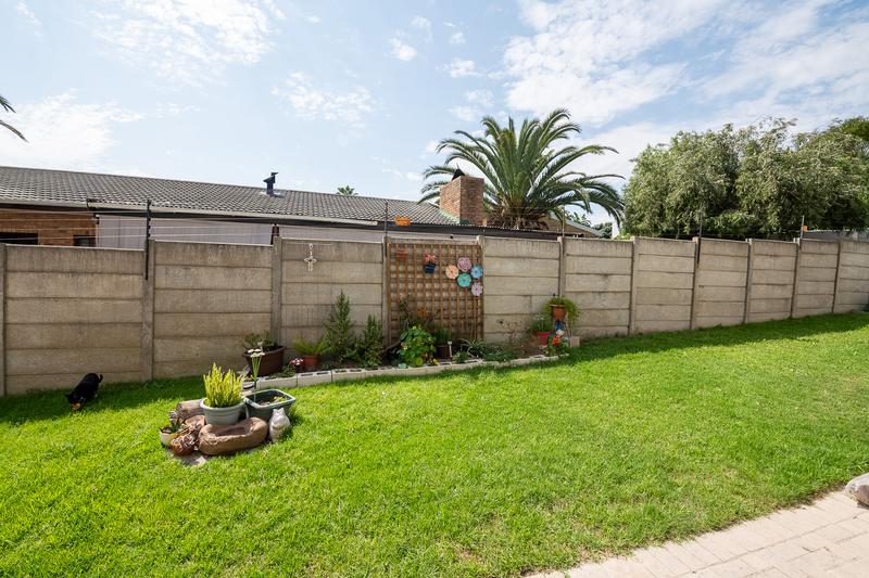 2 Bedroom Property for Sale in Normandie Western Cape